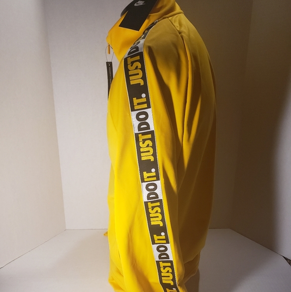 NWT Men's Nike Track Jacket - Picture 2 of 4